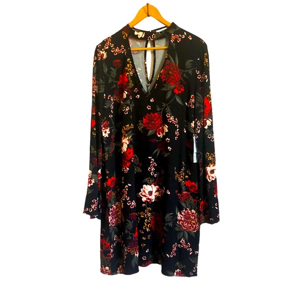JustFab Dresses & Skirts - JustFab Black Floral Dress XL Long Sleeves High Strap Neck Front Back Cutout